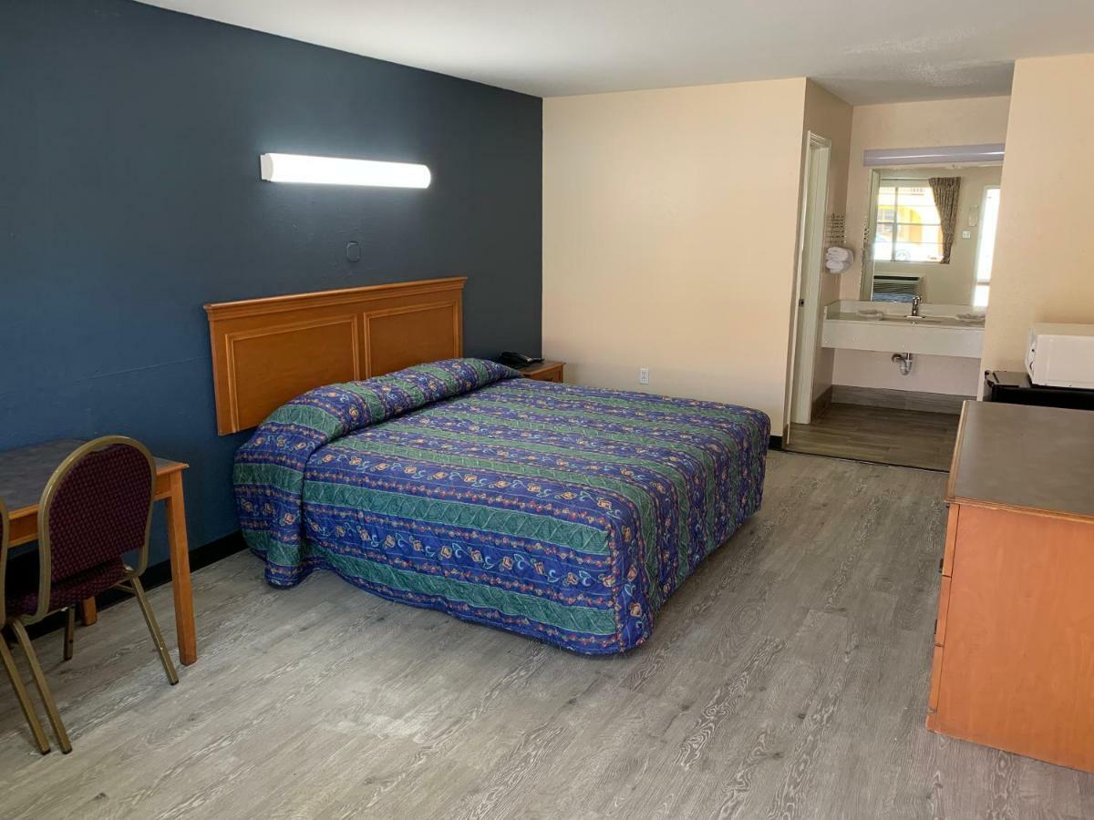Guest Inn And Suites Houston Habitación foto